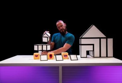 Feb Fest: Daryl & Co present A Square World