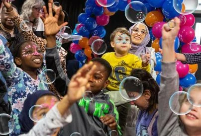 Feb Fest: Big Red Bath Bubble Disco